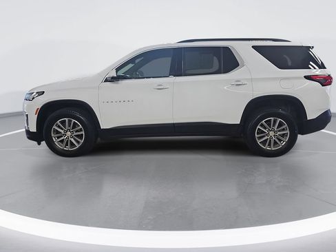 Certified 2023 Chevrolet Traverse LT FWD image 7