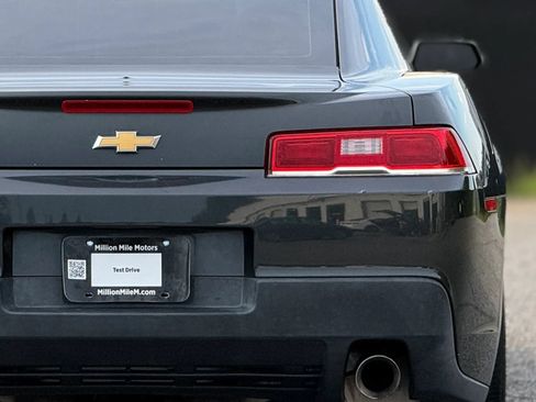Used 2015 Chevrolet Camaro LS RWD image 14