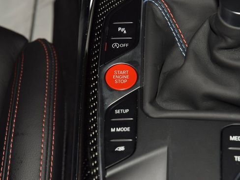 Used 2025 BMW M2 Base w/ Lighting Package image 33