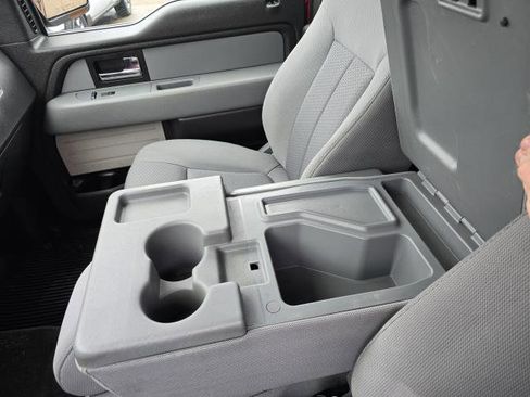 Used 2014 Ford F150 XLT w/ XLT Chrome Package image 22