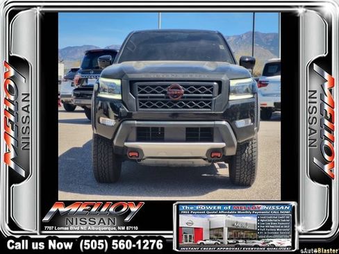 Used 2023 Nissan Frontier PRO-4X w/ Pro Convenience Package image 2