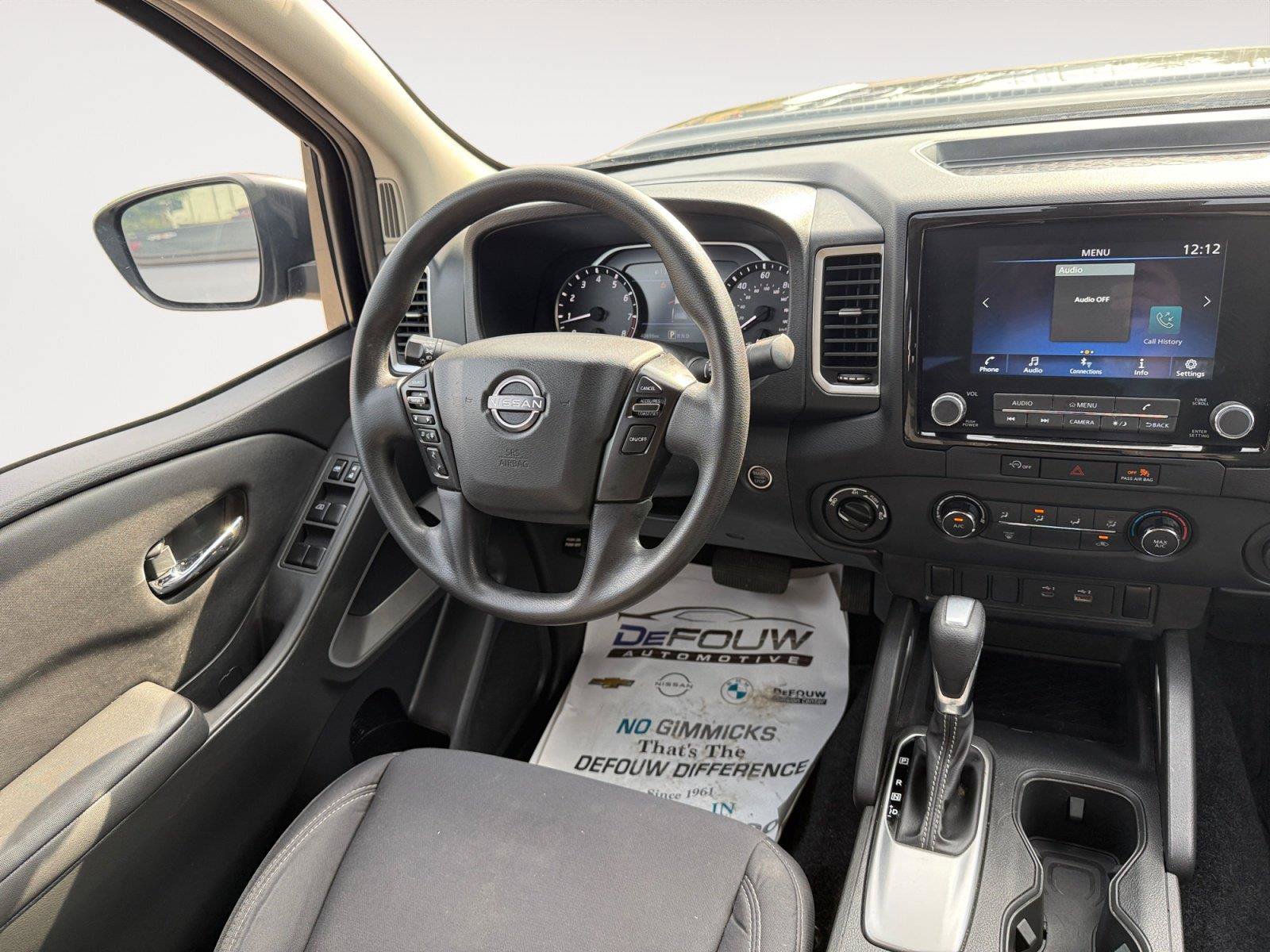 Used 2023 Nissan Frontier SV w/ Tow Package AWD/4WD image 11