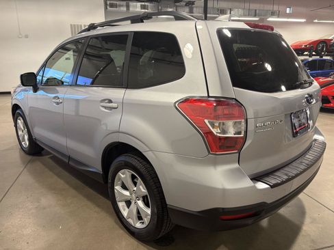 Used 2016 Subaru Forester 2.5i Premium w/ All-Weather Package AWD/4WD image 5