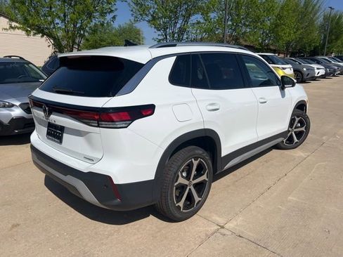 New 2026 Volkswagen Tiguan SE AWD/4WD image 6