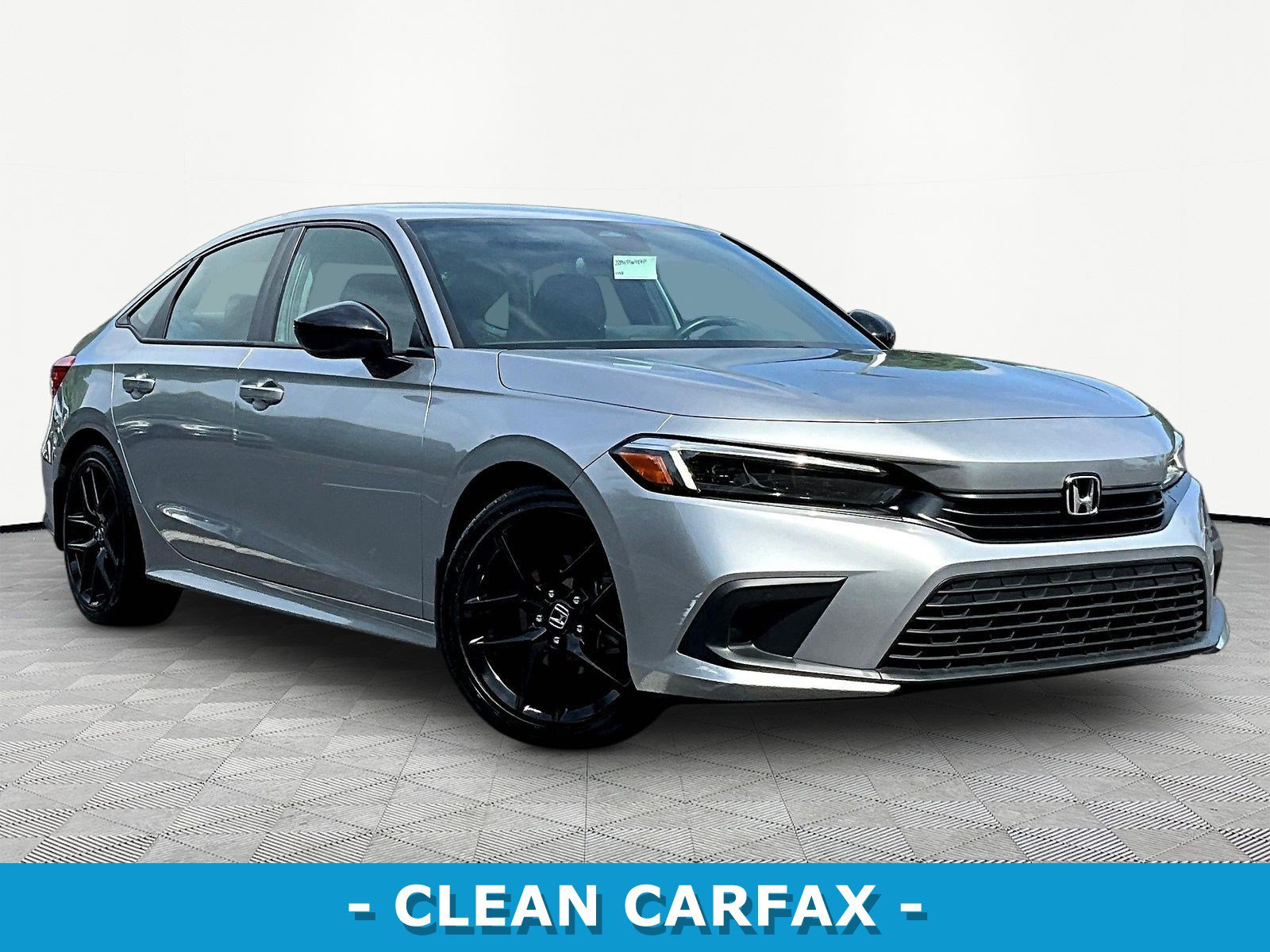 Used 2023 Honda Civic Sport image 3