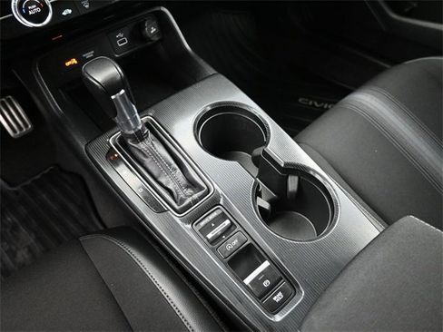 Used 2023 Honda Civic Sport image 30