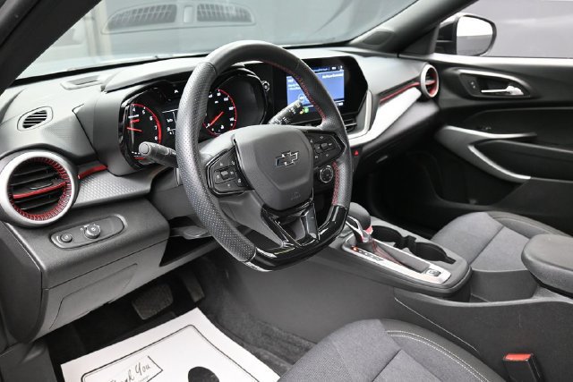 Used 2024 Chevrolet Trax RS w/ Driver Confidence Package FWD image 14