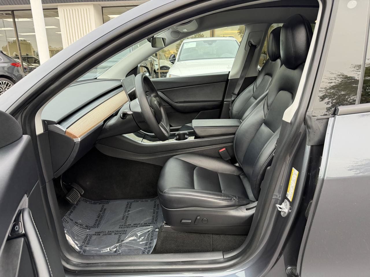 Used 2020 Tesla Model Y Long Range AWD/4WD image 3