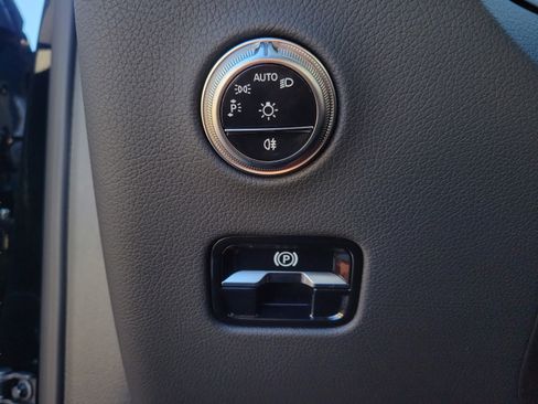 Certified 2026 Mercedes-Benz GLC 300 image 23