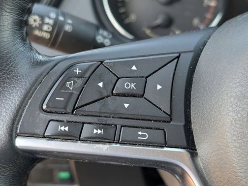 Used 2018 Nissan Rogue Sport SL image 20