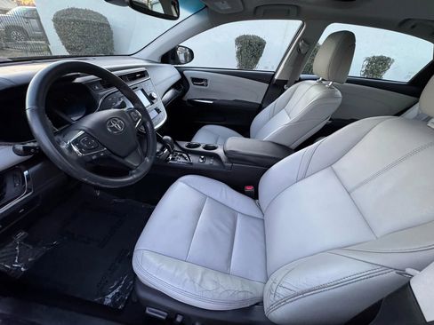 Used 2018 Toyota Avalon XLE Plus w/ Carpet Mat Package image 10