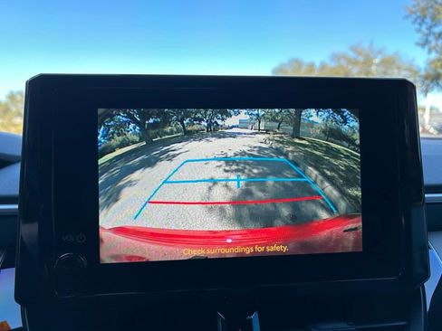 Certified 2025 Toyota Corolla SE image 23