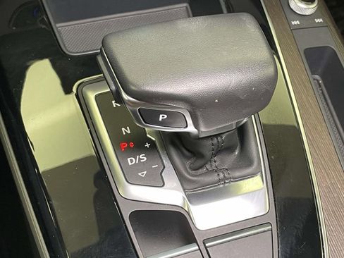 Certified 2022 Audi Q5 2.0T Premium w/ Convenience Package image 32