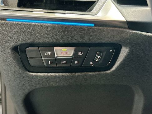 Used 2024 BMW i4 eDrive35 w/ Premium Package RWD image 10