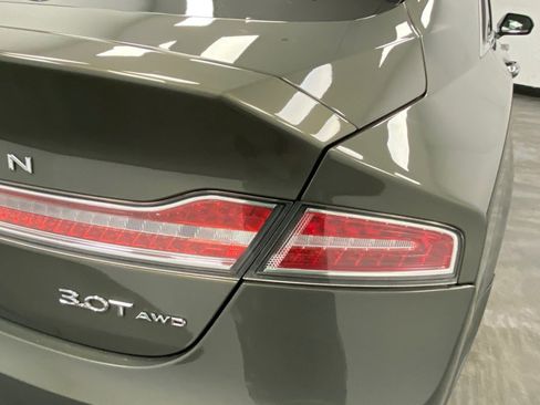 Used 2017 Lincoln MKZ Reserve image 14