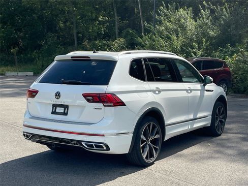 Used 2022 Volkswagen Tiguan SEL R-Line AWD/4WD image 5
