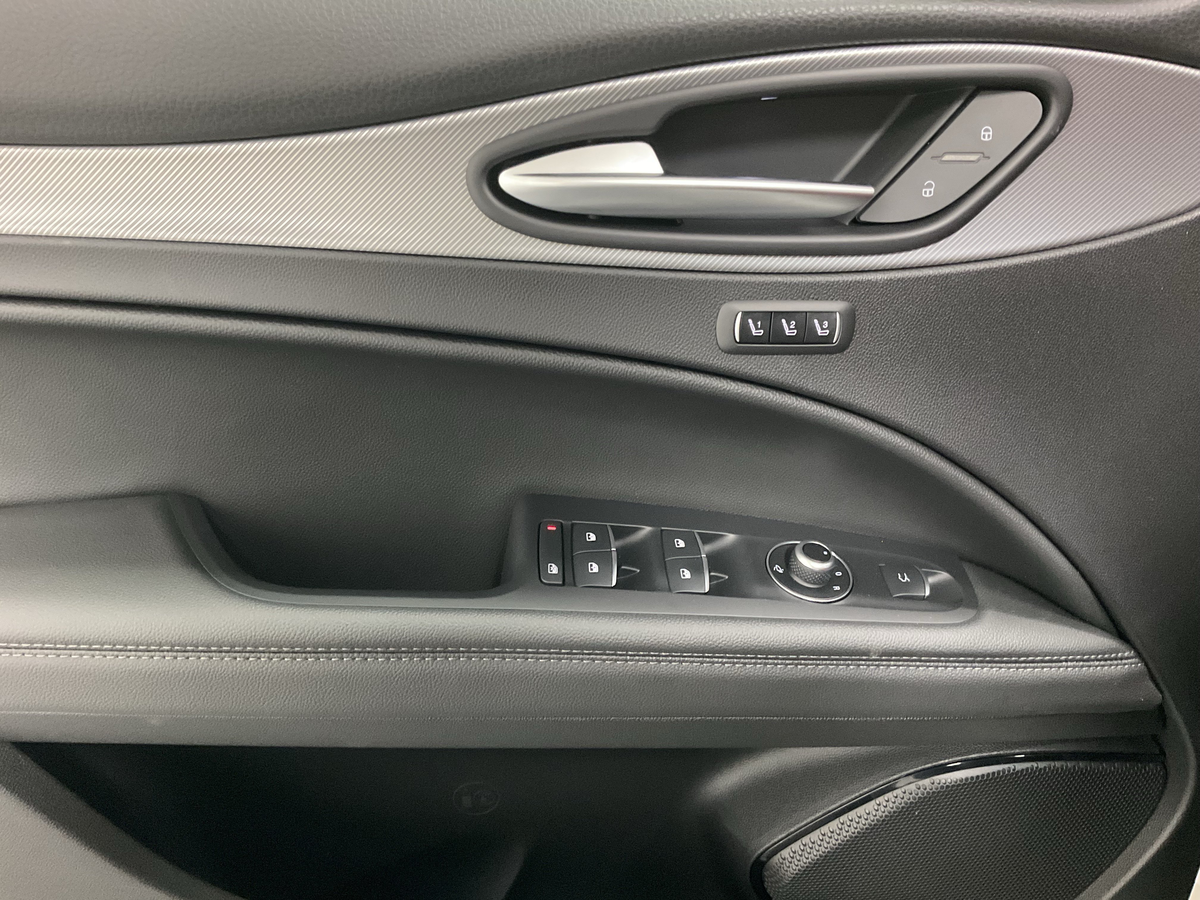 New 2026 Alfa Romeo Stelvio Sprint AWD/4WD image 16