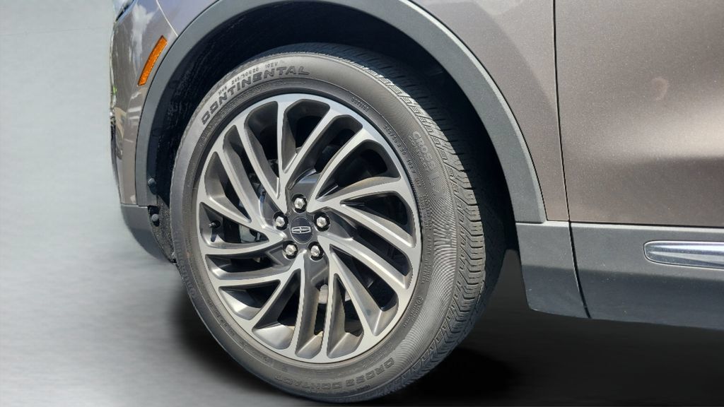 Used 2019 Lincoln Nautilus Reserve FWD image 3