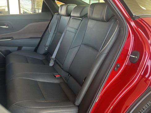 Used 2023 Toyota Crown Limited image 14