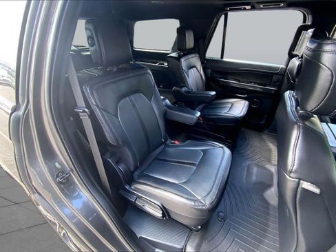 Used 2020 Ford Expedition Limited w/ Special Edition Package AWD/4WD image 20