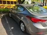 Used 2014 Hyundai Elantra SE image 2