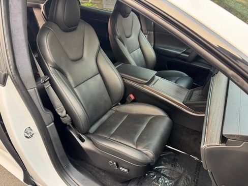 Used 2023 Tesla Model X AWD/4WD image 26