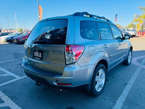 Used 2010 Subaru Forester 2.5X Limited AWD/4WD image 5
