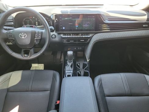 Used 2026 Toyota Camry XLE w/ Premium Plus Package FWD image 17