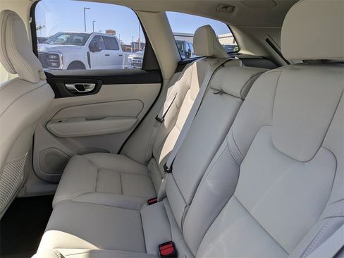 New 2026 Volvo XC60 B5 Ultra w/ Climate Package image 14