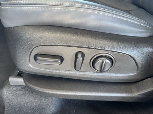 Used 2021 Buick Enclave Essence w/ LPO, Floor Liner Package image 19