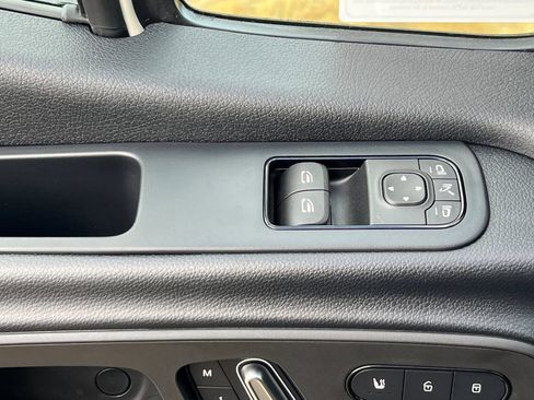 New 2026 Mercedes-Benz Sprinter 2500 image 15