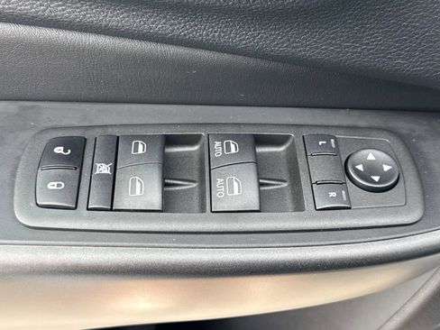 Used 2022 Jeep Cherokee Trailhawk w/ Comfort/Convenience Group image 16