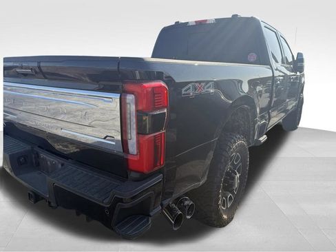 Used 2024 Ford F250 Platinum AWD/4WD image 28