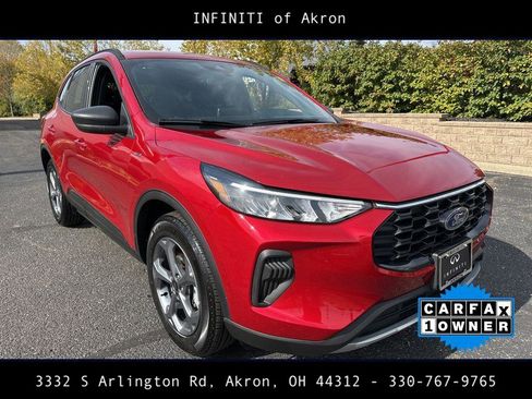 Used 2025 Ford Escape ST-Line image 13