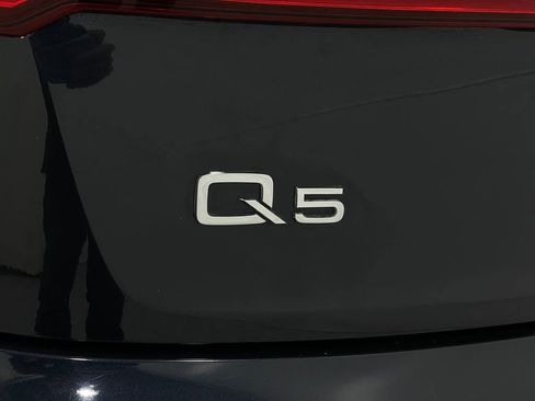 Used 2018 Audi Q5 2.0T Premium Plus w/ Premium Plus Package image 39