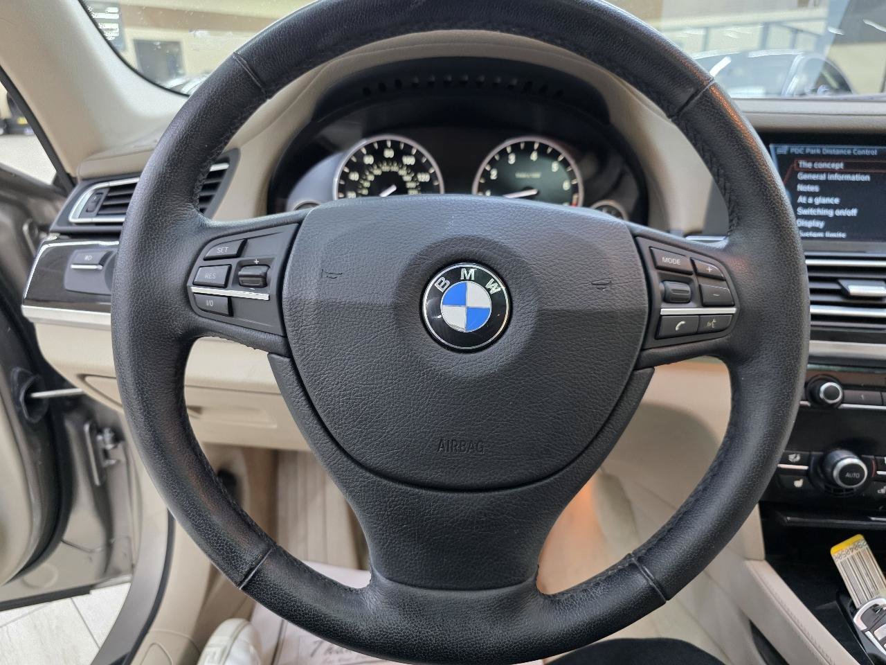 Used 2011 BMW 750Li xDrive AWD/4WD image 30