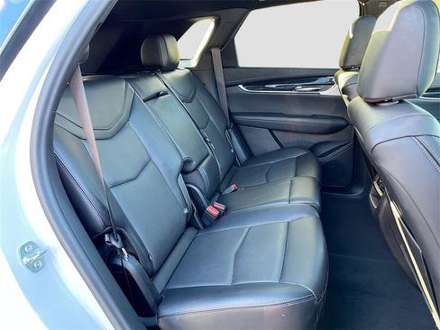 Certified 2025 Cadillac XT5 Premium Luxury image 27