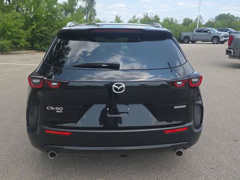Used 2025 MAZDA CX-50 AWD 2.5 S w/ Preferred Package image 4
