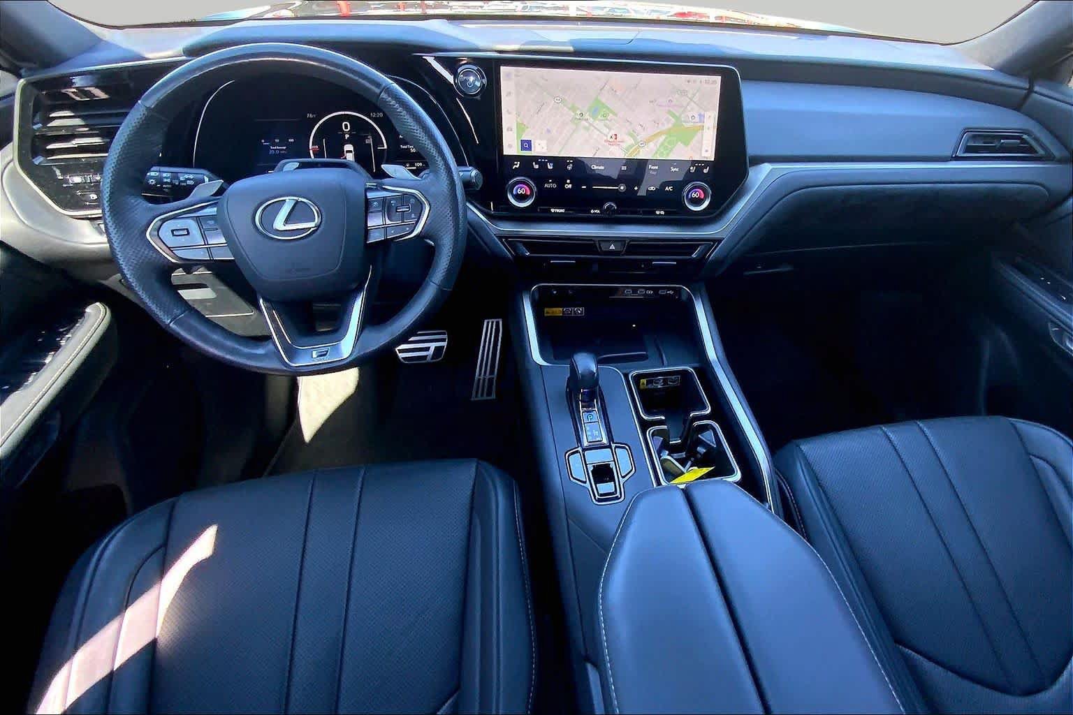 Used 2024 Lexus TX 500h AWD w/ Technology Package image 16