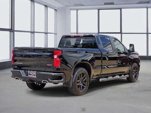 Used 2024 Chevrolet Silverado 1500 RST w/ Z71 Off-Road Package AWD/4WD image 5