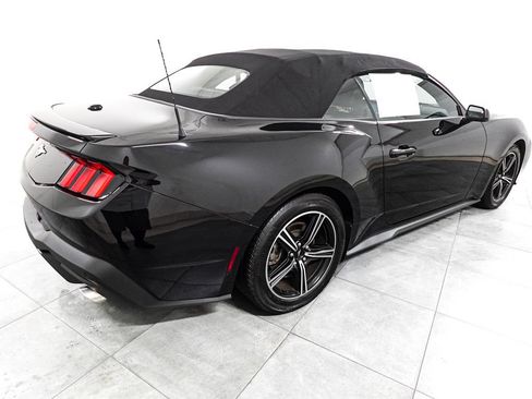 Certified 2025 Ford Mustang Premium RWD image 9