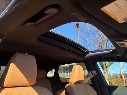 Used 2024 Lexus RX 350 AWD image 34