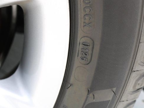 Used 2001 Lexus LS 430 RWD image 66