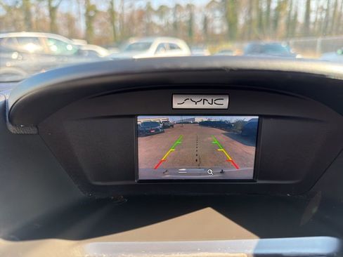 Used 2017 Ford Escape SE image 19