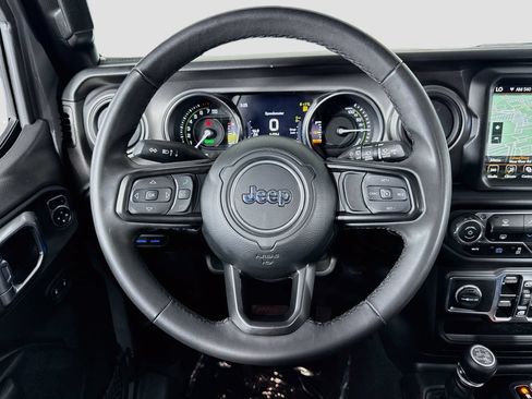 Used 2023 Jeep Wrangler Unlimited w/ 8.4" Radio Group AWD/4WD image 19