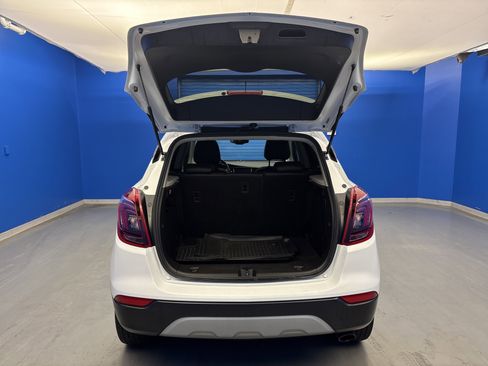 Used 2018 Buick Encore Essence AWD/4WD image 28