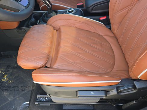 Used 2023 MINI Cooper Countryman S w/ Signature Upholstery Package image 17