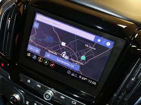 Used 2020 Chevrolet Traverse LT w/ LT Premium Package image 27