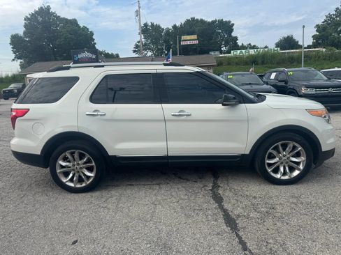 Used 2012 Ford Explorer XLT FWD image 2