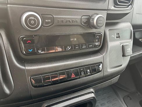 Used 2023 RAM ProMaster 2500 image 22